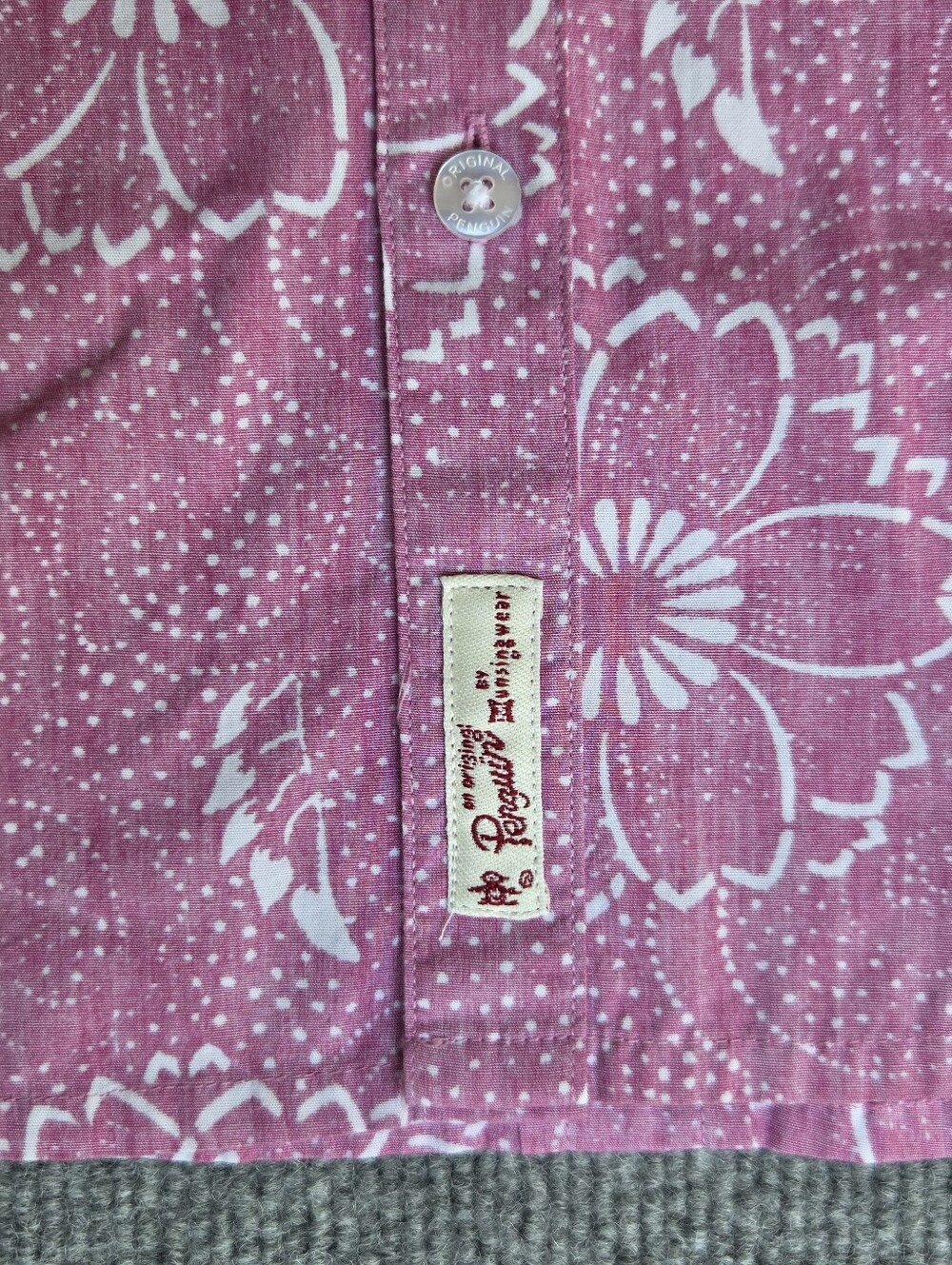 Penguin Heritage Slim Fit Short Sleeve Button Down Shirt Size-Medium - Picture 7 of 10